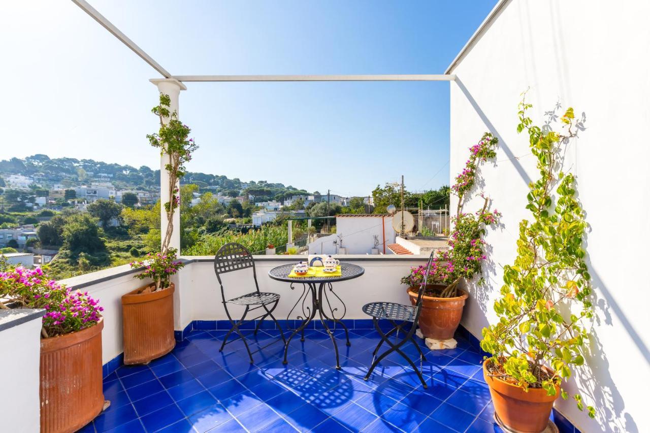 Capri Turquoise By Napoliapartments Exterior photo